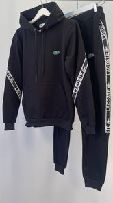 Chándal Lacoste negro tiras